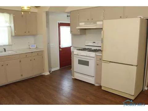 3443 Mapleview Dr, Toledo, OH 43623 photo 4