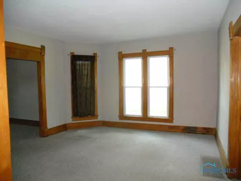 422 E Butler St, Bryan, OH 43506 photo 9