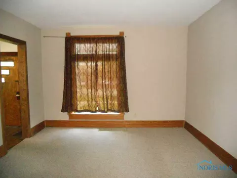 422 E Butler St, Bryan, OH 43506 photo 7