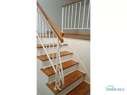 914 Independence Rd, Toledo, OH 43607 photo 14