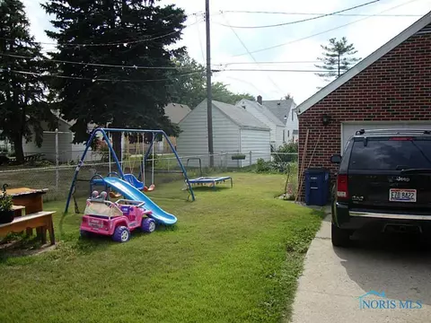 823 Independence Rd, Toledo, OH 43607 photo 13