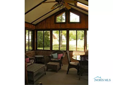718 Crestview Ave, Bryan, OH 43506 photo 10