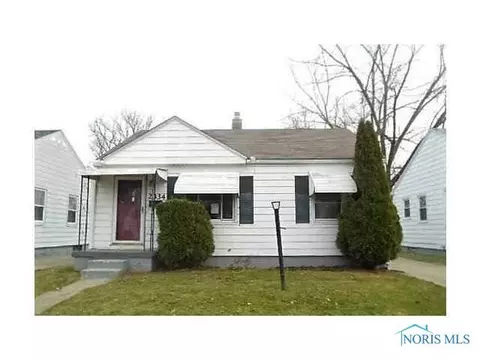 2334 Hinde Rd, Toledo, OH 43607 photo 1