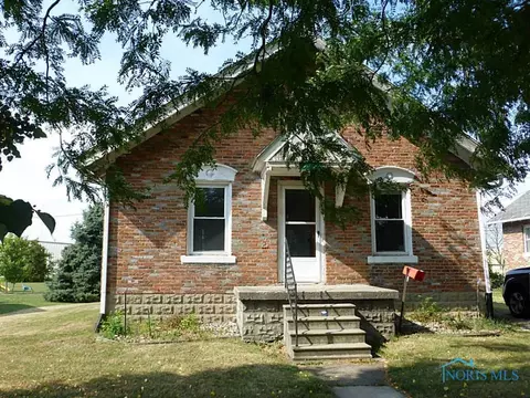 875 E Mulberry St, Bryan, OH 43506 photo 17