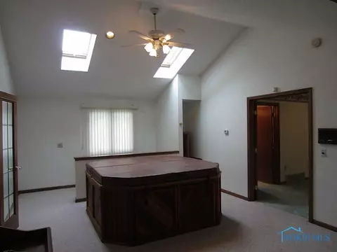 3636 Starr, Oregon, OH 43616 photo 8