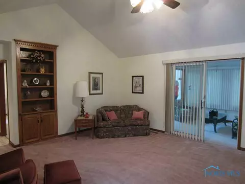 3636 Starr, Oregon, OH 43616 photo 4