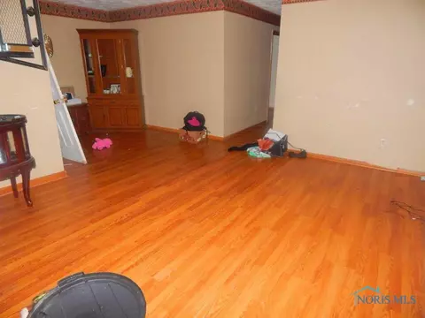 313 Pulaski St, Toledo, OH 43607 photo 2