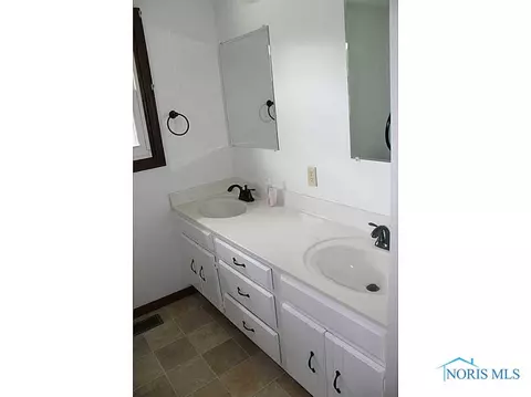 1206 Greendale Ave, Bryan, OH 43506 photo 11