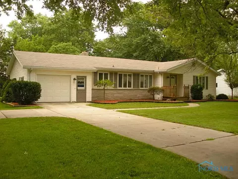 1005 S Beech, Bryan, OH 43506 photo 1