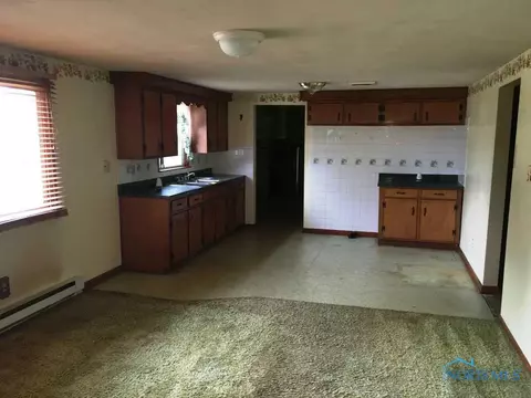 910 W Wayne St, Paulding, OH 45879 photo 4