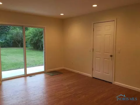 5934 Pickard Dr, Toledo, OH 43613 photo 7