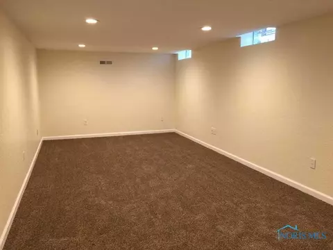 5934 Pickard Dr, Toledo, OH 43613 photo 13
