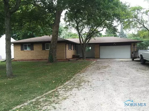 5934 Pickard Dr, Toledo, OH 43613 photo 2