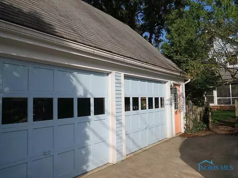 438 E Front, Perrysburg, OH 43551 photo 18