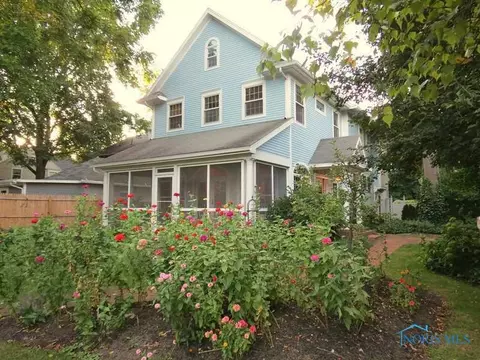 438 E Front, Perrysburg, OH 43551 photo 3