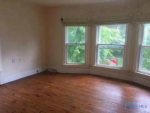 325 E Broadway, Maumee, OH 43537 photo 19
