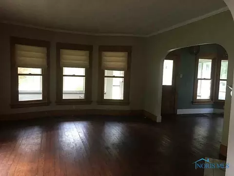 325 E Broadway, Maumee, OH 43537 photo 7