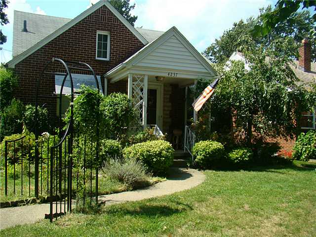 4237 Garrison, Toledo, OH 43613 photo 1