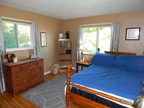 611 Searles Rd, Toledo, OH 43607 photo 11
