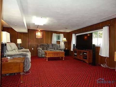 611 Searles Rd, Toledo, OH 43607 photo 14