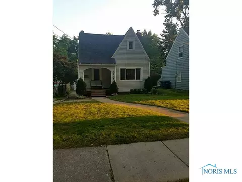 2425 Lambert Dr, Toledo, OH 43613 photo 1