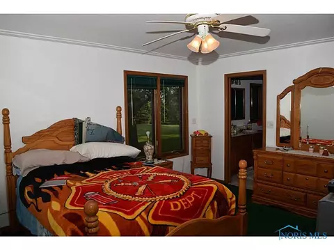 515 S Wynn Rd, Oregon, OH 43616 photo 10