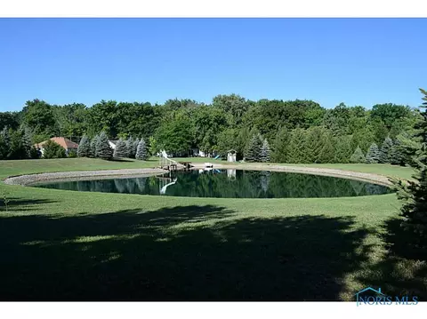515 S Wynn Rd, Oregon, OH 43616 photo 16