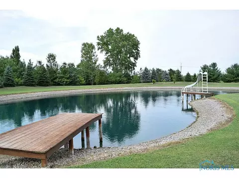 515 S Wynn Rd, Oregon, OH 43616 photo 18