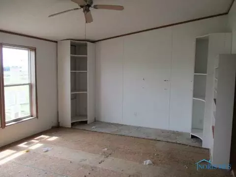 9702 Defiance Pike, Wayne, OH 43466 photo 6