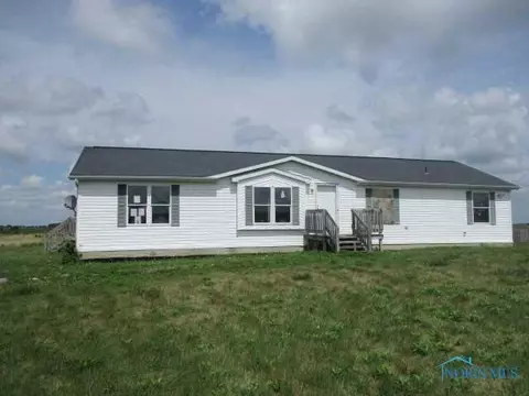 9702 Defiance Pike, Wayne, OH 43466 photo 1