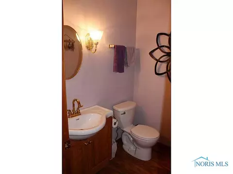 933 Wesley Ave, Bryan, OH 43506 photo 10