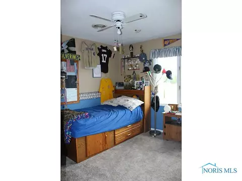 933 Wesley Ave, Bryan, OH 43506 photo 12
