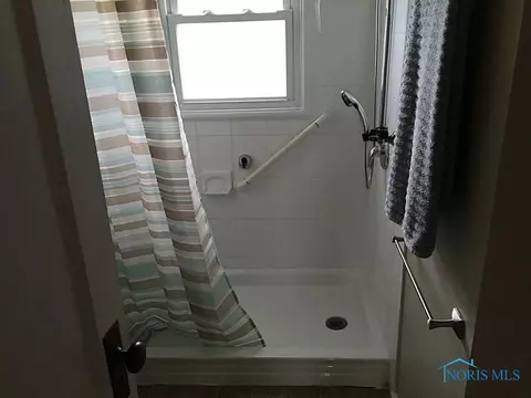 438 E Butler St, Bryan, OH 43506 photo 11