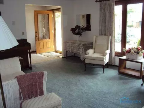 730 Crestview Ave, Bryan, OH 43506 photo 3