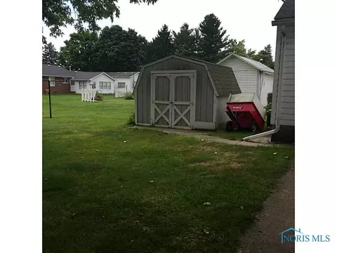 222 Lincoln St, Lyons, OH 43533 photo 10