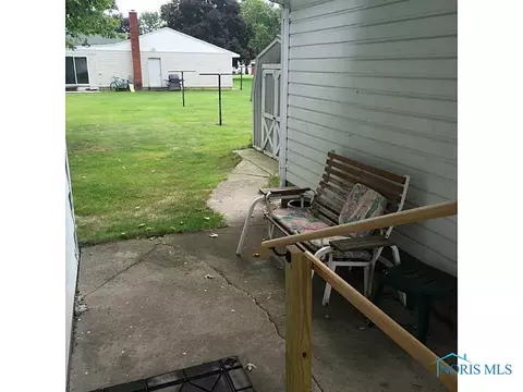222 Lincoln St, Lyons, OH 43533 photo 9