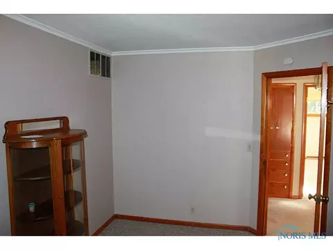 225 E Hubbard St, Hamler, OH 43524 photo 12