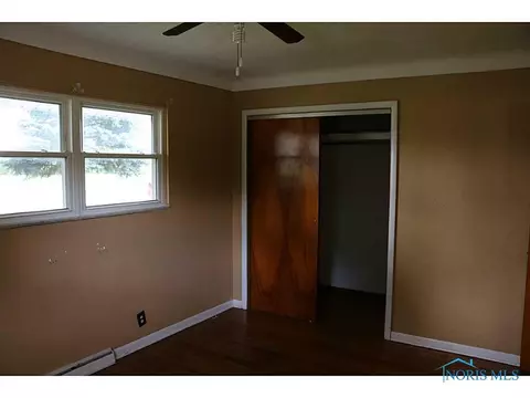 607 S Main St, Walbridge, OH 43465 photo 18