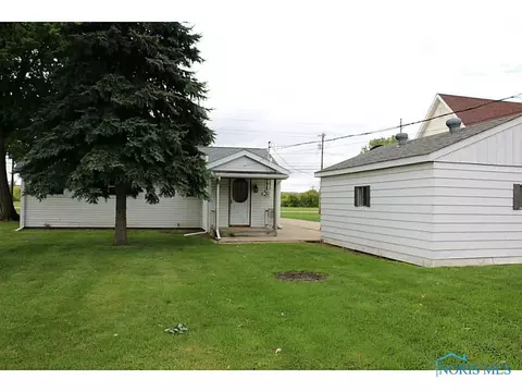 607 S Main St, Walbridge, OH 43465 photo 7