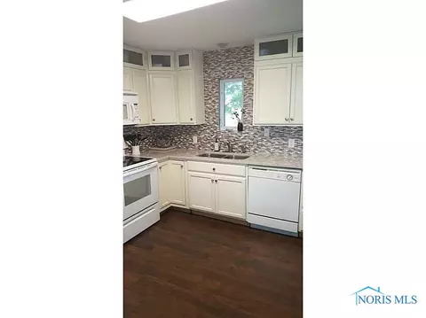 17039 Co Rd E-50, Bryan, OH 43506 photo 2