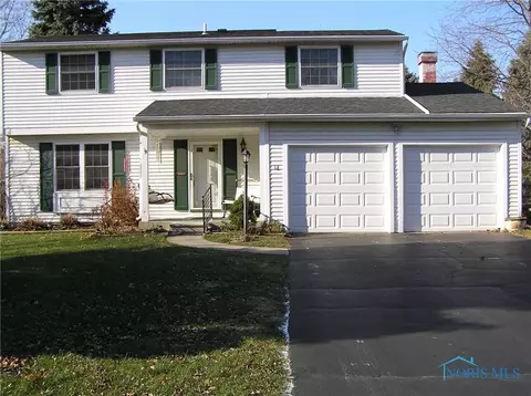 3823 Farmbrook Dr, Sylvania, OH 43560 photo 1