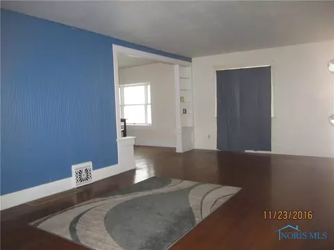 419 E Butler St, Bryan, OH 43506 photo 8