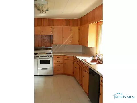 8905 Custar Rd, Custar, OH 43511 photo 10