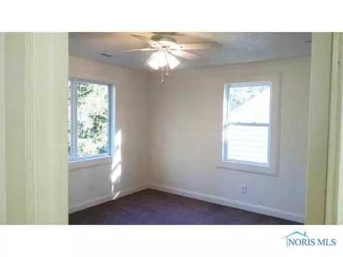 936 Continental Blvd, Toledo, OH 43607 photo 7