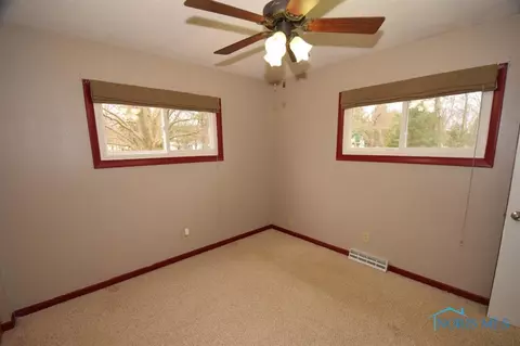 4701 County Rd E, Delta, OH 43515 photo 11