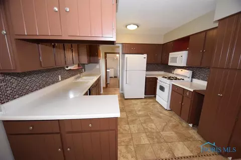 4701 County Rd E, Delta, OH 43515 photo 3