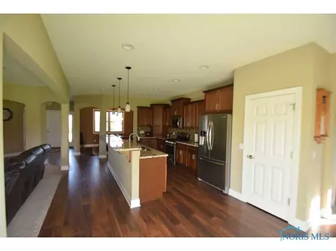 10782 Cable St, Whitehouse, OH 43571 photo 8