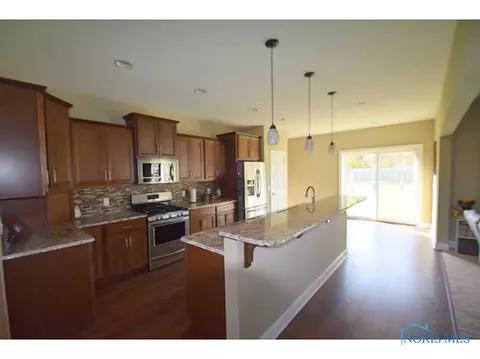 10782 Cable St, Whitehouse, OH 43571 photo 6