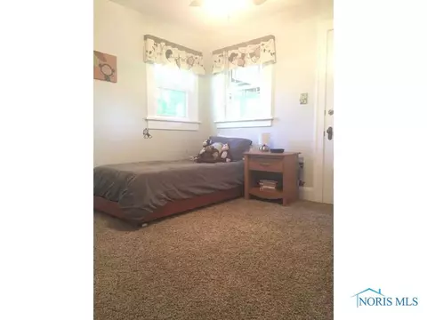 320 E William St, Maumee, OH 43537 photo 6