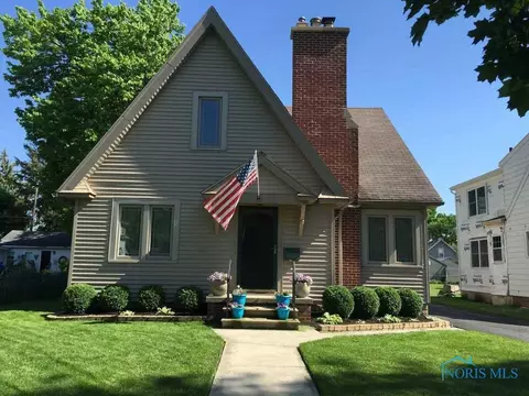 320 E William St, Maumee, OH 43537 photo 1